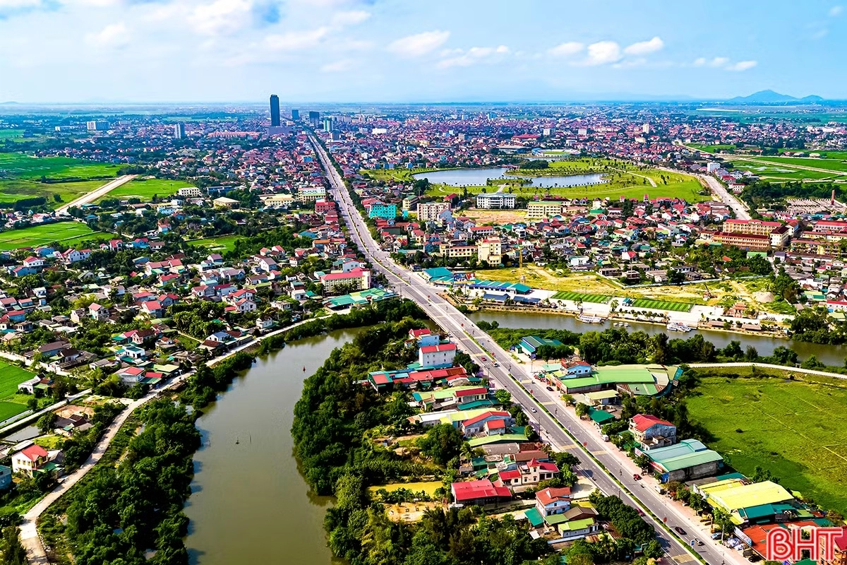 Trao giải cuộc thi Sáng tạo Bộ nhận diện thương hiệu du lịch tỉnh Hà Tĩnh
